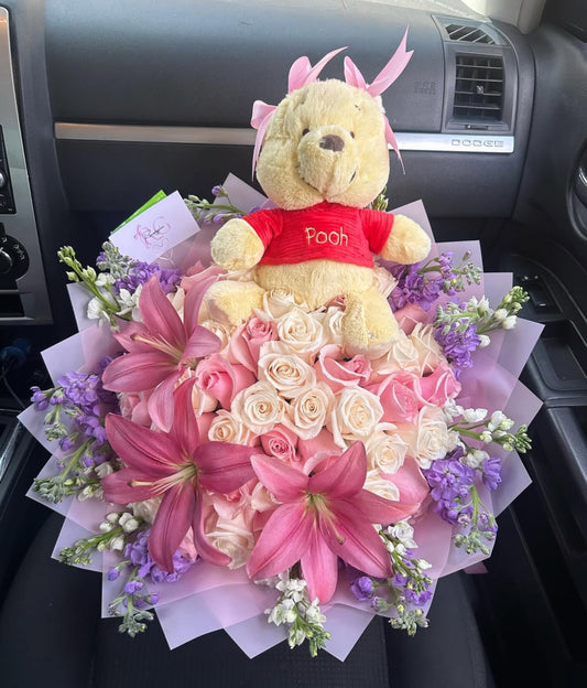 Winnie the Pooh Luxe Bouquet 🧸🌸